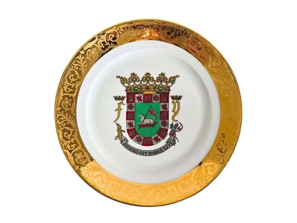 Olivenza Spain City Crest Plate with Gold Border Tharaud Limoges Made in France